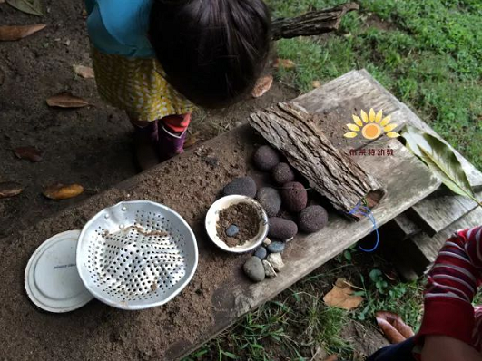 幼儿园课程 | 看国外幼儿园多元化的课程-幼师课件网第36张图片