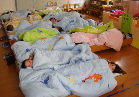 冬季，幼师怎么组织孩子午睡？-幼师课件网第2张图片