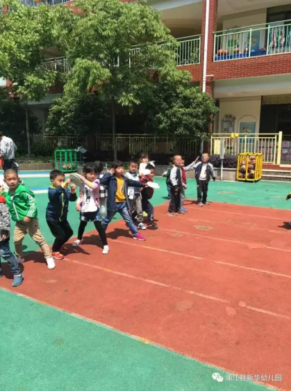 中班主题活动《飞呀飞》飞呀飞呀，我的骄傲放纵~-幼师课件网第21张图片