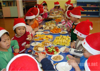 全园圣诞节活动方案 | 欢乐圣诞节，共享美食月-幼师课件网第2张图片