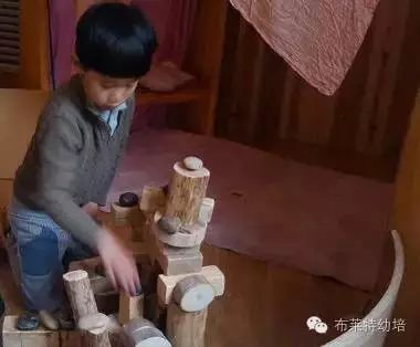 华德福在中国 | 大西北藏着一家土到掉渣又洋得冒泡的幼儿园-幼师课件网第14张图片