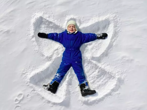 下雪啦~雪天玩什么游戏、穿什么衣服您知道吗？-幼师课件网第14张图片