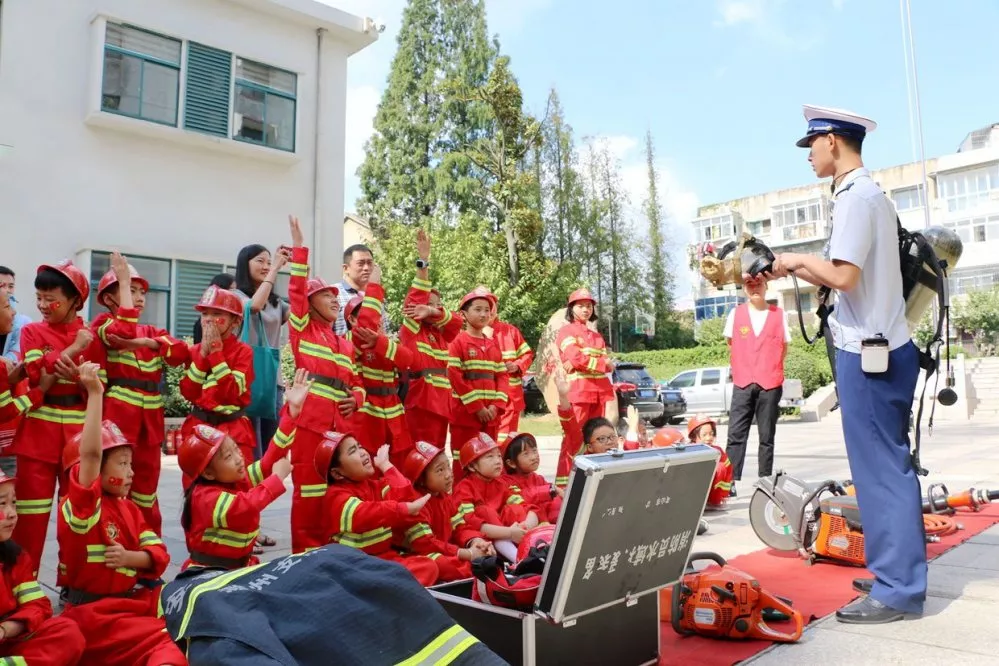 幼儿园发生火灾时，怎么办？逃生必备小知识学起来~-幼师课件网第15张图片