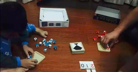 玩教具 | 搞不好这些玩具能让孩子成为棋牌大神-幼师课件网第3张图片