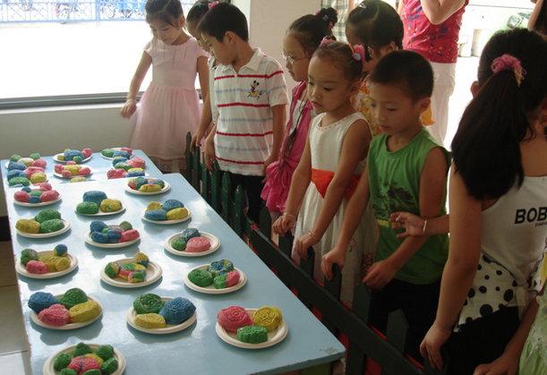 小班中秋节教案：月饼真正多-幼师课件网