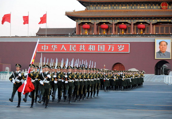 大班艺术领域音乐教案《国旗国旗红红的哩》-幼师课件网第4张图片