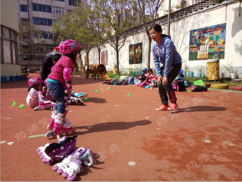 教育随笔 | 有时候老师哄没用，孩子才是孩子最好的老师-幼师课件网第2张图片