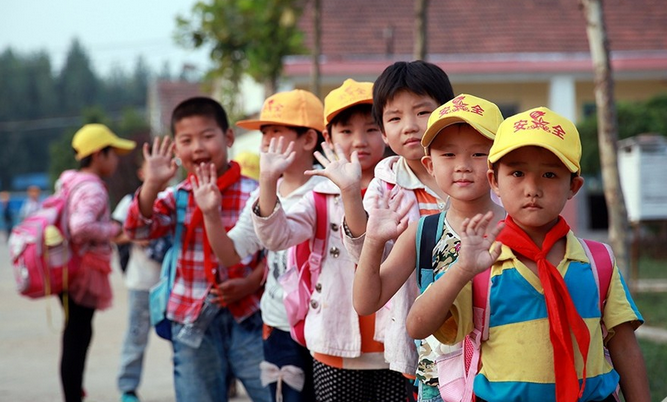 毕业诗朗诵23首，幼儿诗歌、老师诗歌、师生家长合诵诗歌-幼师课件网第16张图片