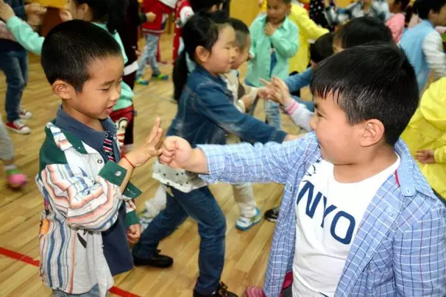 毕业方案 | 《勇敢者之夜》，送给孩子最后的礼物是勇气-幼师课件网第6张图片