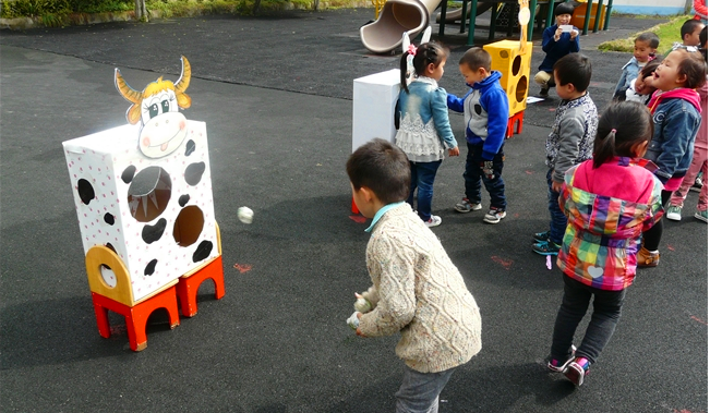 春暖花开日，小儿游戏忙-幼师课件网第3张图片