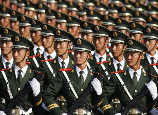 国庆节中班教案《小小阅兵式》，用游戏的方式培养爱国精神！-幼师课件网第3张图片