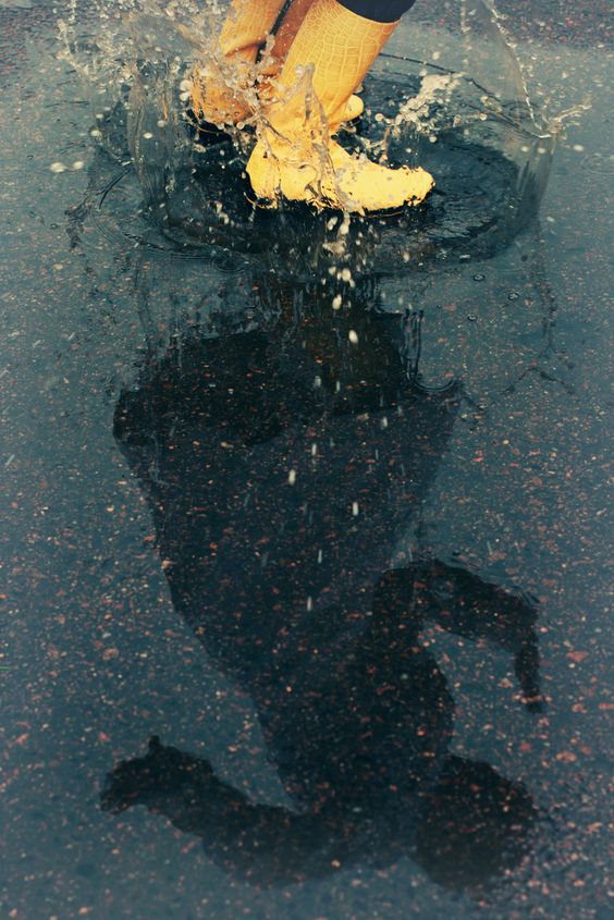 细雨 | 下雨天只会睡觉？这十个游戏给你和孩子雨天的专属浪漫-幼师课件网第17张图片