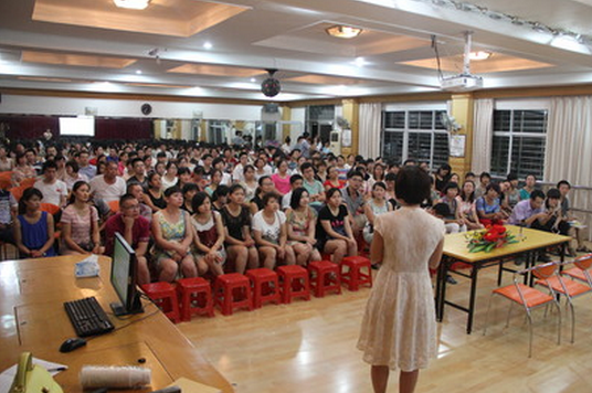 家长会 | 新生家长会发言稿不能少的九个要点，缺一不可-幼师课件网第2张图片