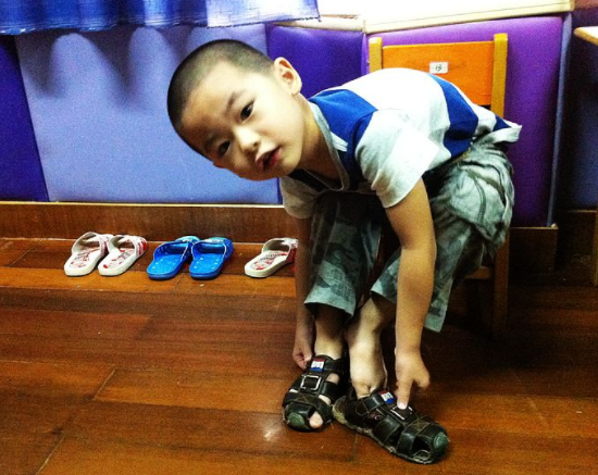 幼儿园午睡管理教师行为规范 | 孩子午睡，老师做什么？-幼师课件网第3张图片