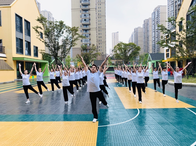 全民健身，青春飞扬――五爱幼教集团举行教师广播操比赛-幼师课件网第1张图片