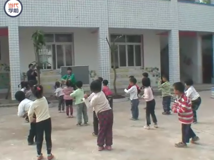 获奖公开课视频 | 中班健康领域体育活动《好玩的口袋》-幼师课件网