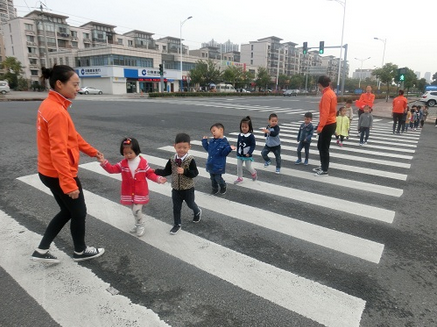 春节到，幼儿安全健康问题早知道（转给家长）-幼师课件网第6张图片