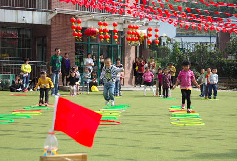 运动会游戏 | 幼儿园大中小班运动会，各班适合的游戏都在这里-幼师课件网第9张图片