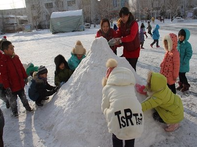 老师们注意啦！冬季开展户外活动应注意的问题你知道么？-幼师课件网第4张图片