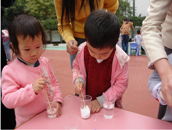 大班科学活动：会变魔术的水-幼师课件网第3张图片