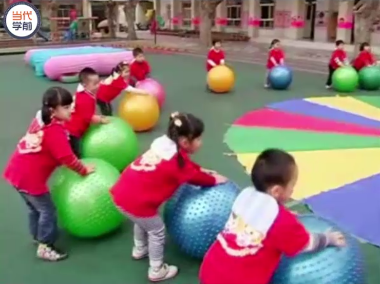 获奖公开课视频 | 小班健康领域体育活动《出海摘果子》-幼师课件网