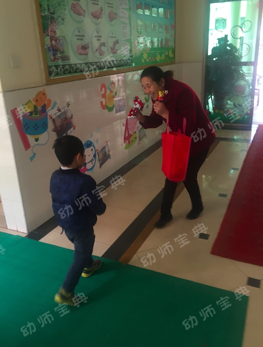 幼儿安全迫在眉睫，也许你需要一个实用的《防拐骗活动方案》-幼师课件网第11张图片