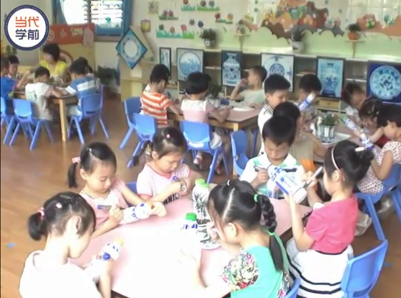 获奖公开课视频 | 大班艺术领域美术活动《青花瓷》-幼师课件网第3张图片