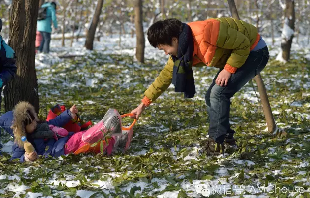 紫水晶|今天最重要的课程是玩儿雪……-幼师课件网第8张图片