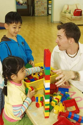 冯夏婷副教授：孩子在幼儿园到底应该学会什么？-幼师课件网第1张图片