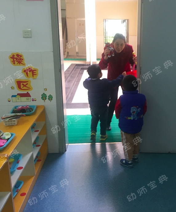 幼儿安全迫在眉睫，也许你需要一个实用的《防拐骗活动方案》-幼师课件网第10张图片